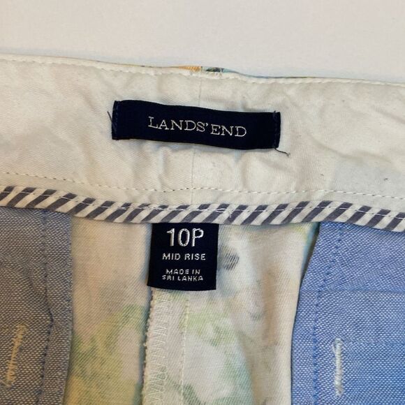 Lands' End Floral Mid Rise Women's Shorts - Picture 10 of 10